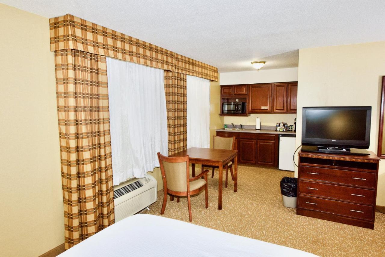 Holiday Inn Express Hotel & Suites Fenton/I-44 By Ihg Экстерьер фото