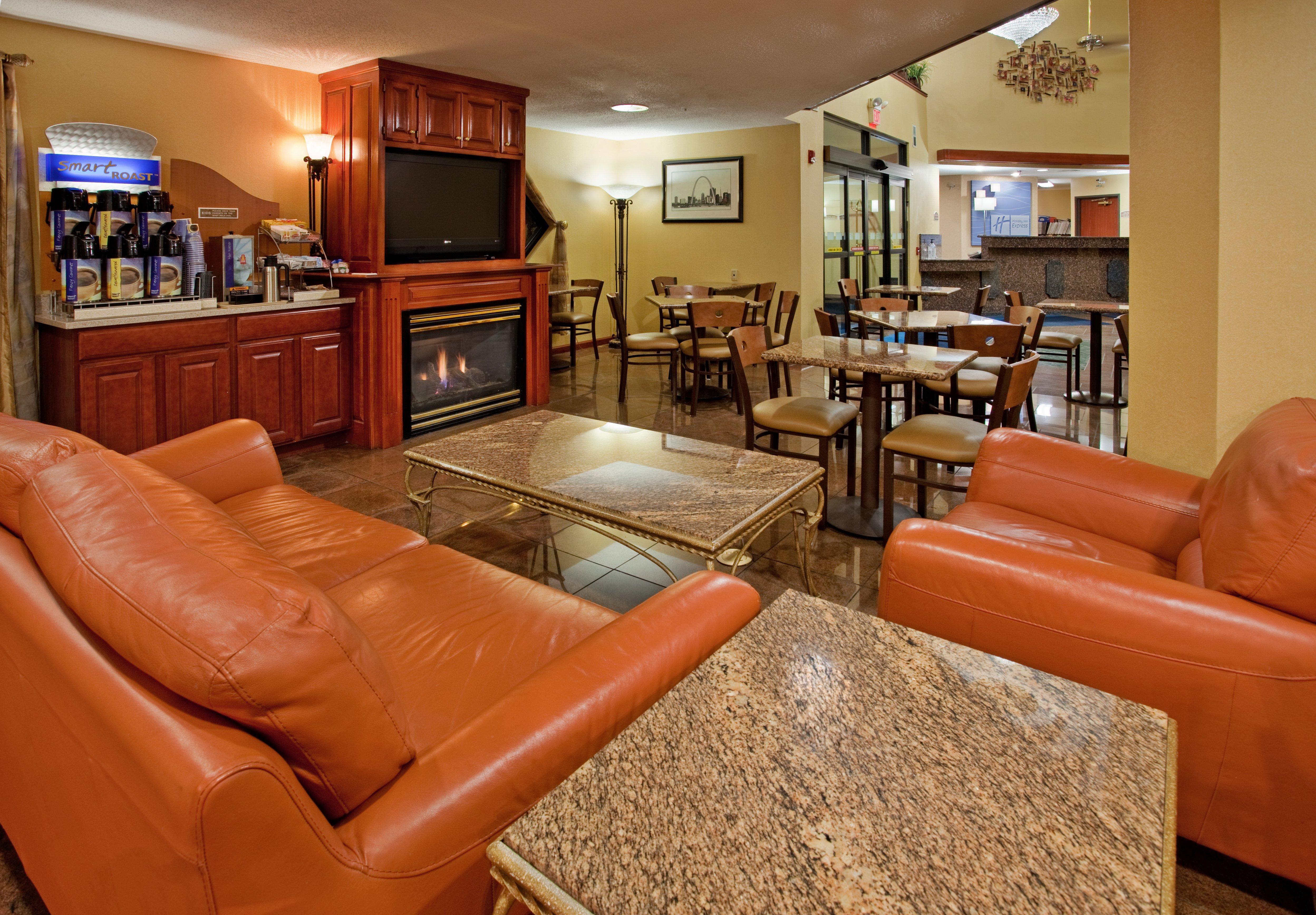 Holiday Inn Express Hotel & Suites Fenton/I-44 By Ihg Экстерьер фото